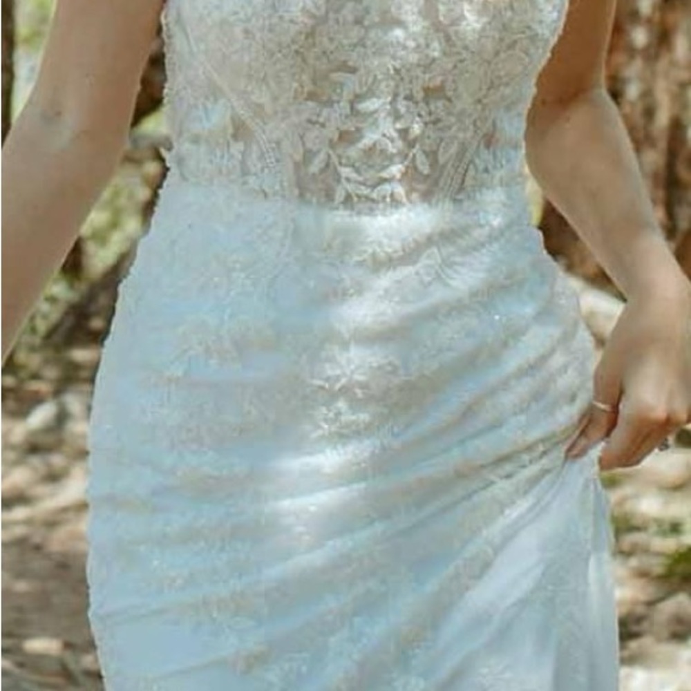 Essense of Australia D3407 UNALTERED WEDDING DRESS